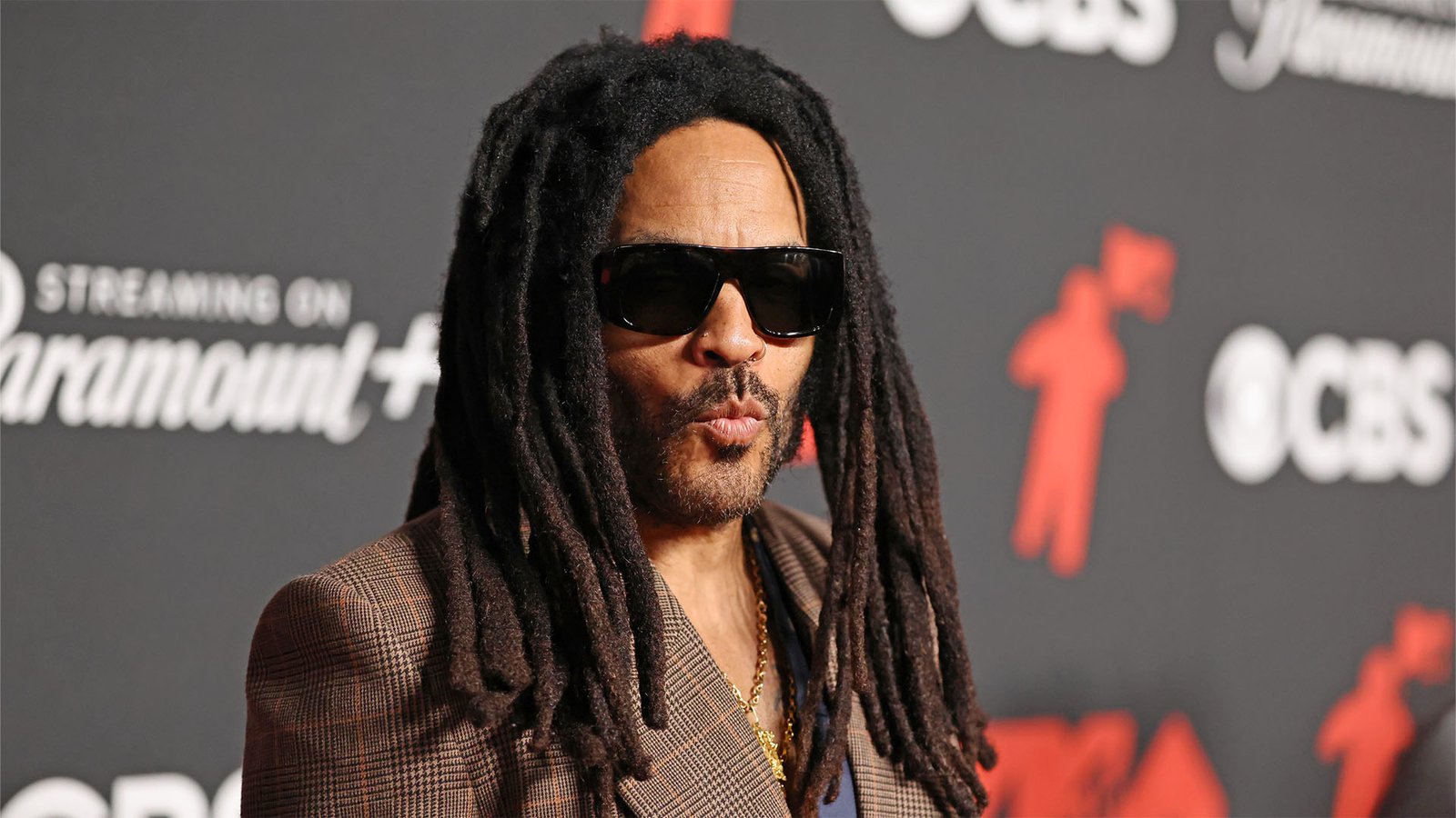 Lenny Kravitz Confirmed as the Villain in 007 First Light