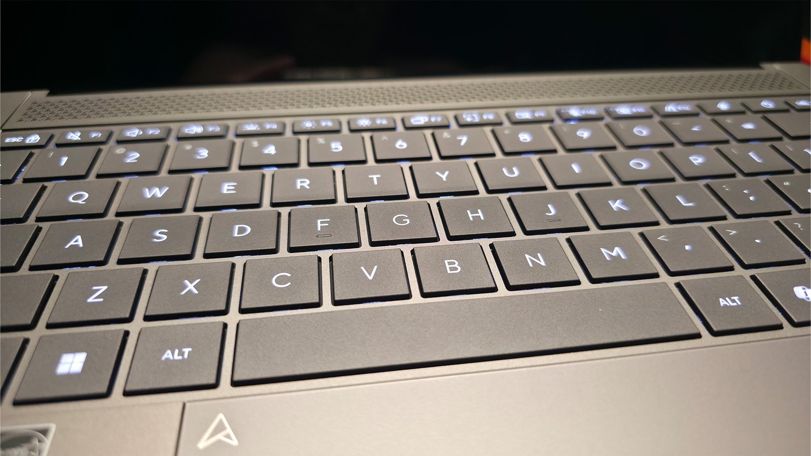 ASUS Zenbook S14 keyboard