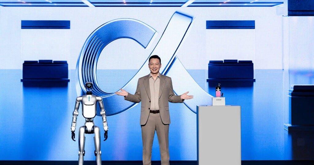 HONOR Pushes Embodied AI Vision With Robot Phone and Foldable Magic V6
