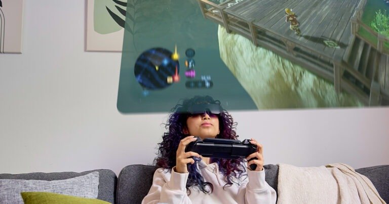 ELO Sentinel XR Glasses Target Handheld & Mobile Gamers With Private 1080p Display