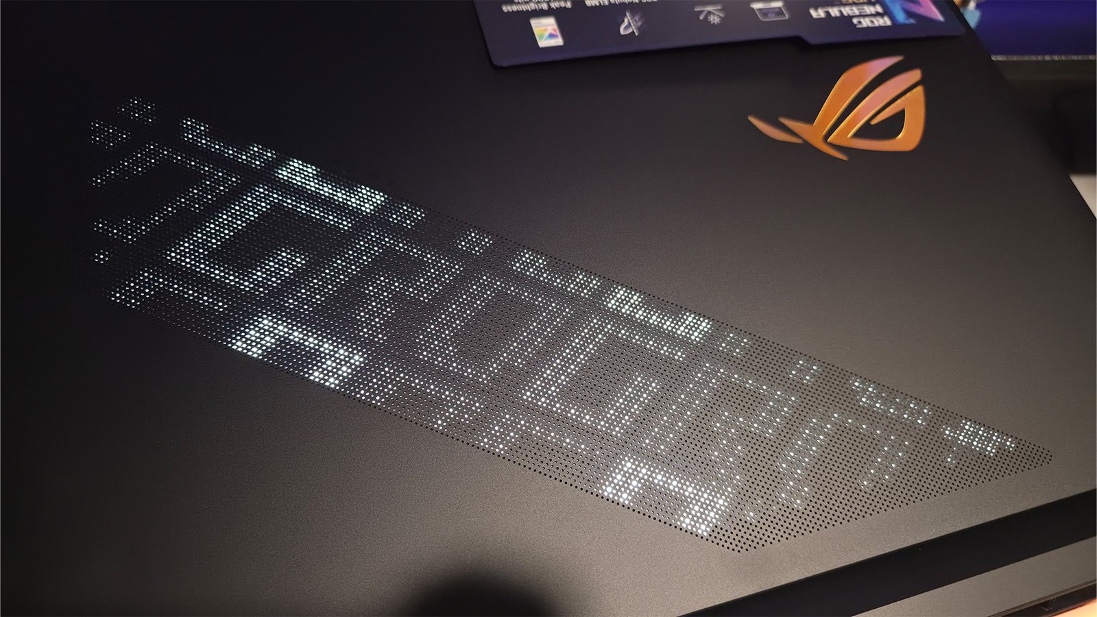 ROG Strix SCAR 18 (G835LXG) AniMe Screen