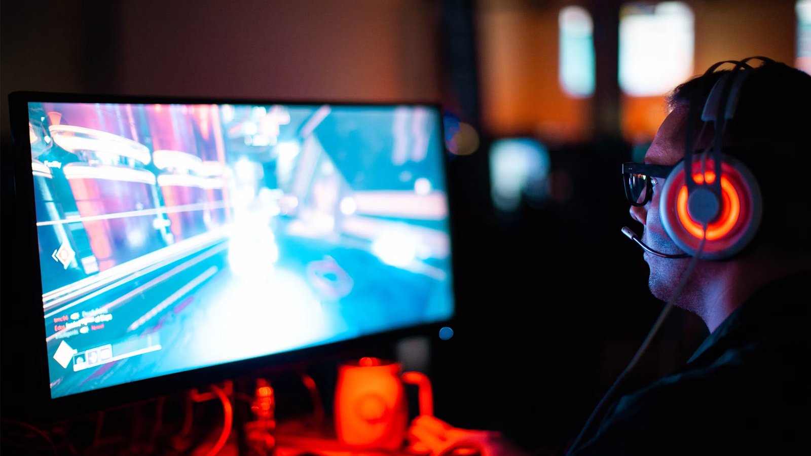 Can You Game While an ASUS Agent Computer Is Working